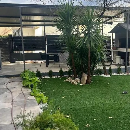 House With A Parking Space - 25463 بيت للعطل