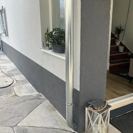 House With A Parking Space - 25463 بيت للعطل