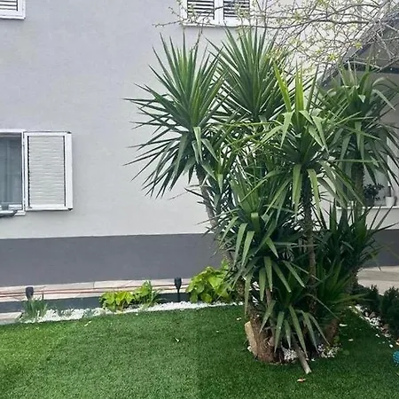 بيت للعطل House With A Parking Space - 25463 سبليت