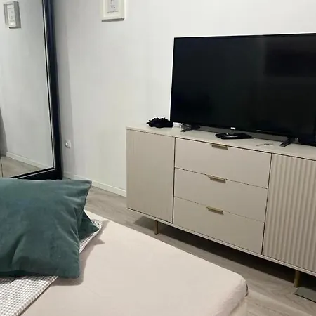 House With A Parking Space - 25463 * سبليت